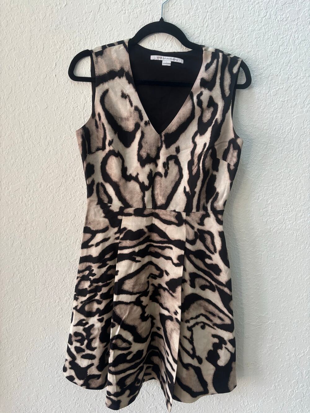 Diane Von Furstenberg Renna Mini Dress Leopard $325 Wool Silk Sz 8 Medium Animal